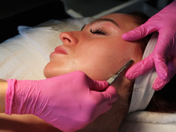 Dermaplane Facial