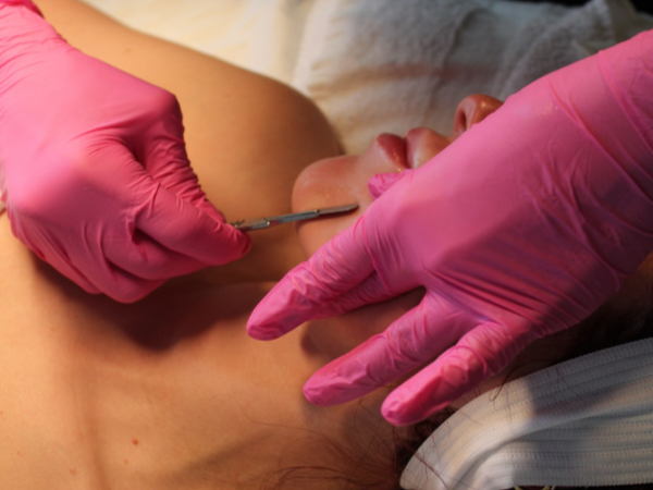 Express Dermaplane